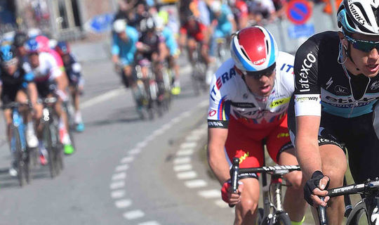 Ronde van Vlaanderen: Terpstra Attacks, 2nd in the Breakaway