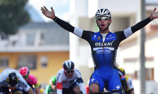 Fernando Gaviria wint rit 3 in Tirreno-Adriatico